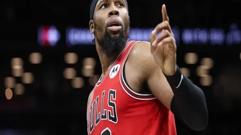 拜仁87分钟逆转多特，冠军悬念或解：两强差距11分