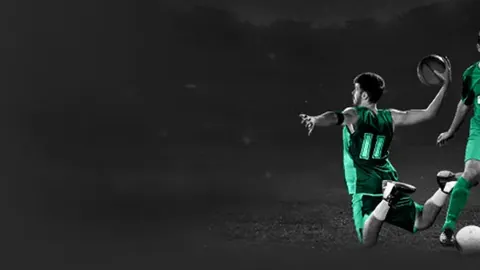 郑钦文与乔科搭档澳网表演赛夺冠，正赛或遇克星阿丽娜挑战